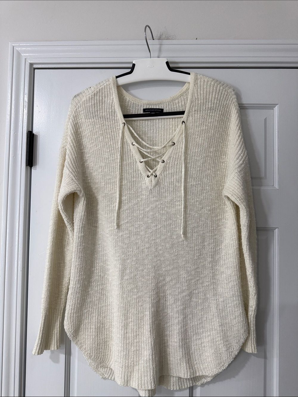 American Eagle Outfitters Knitted Cream Lace up Textured Long Size L Sweater EUC